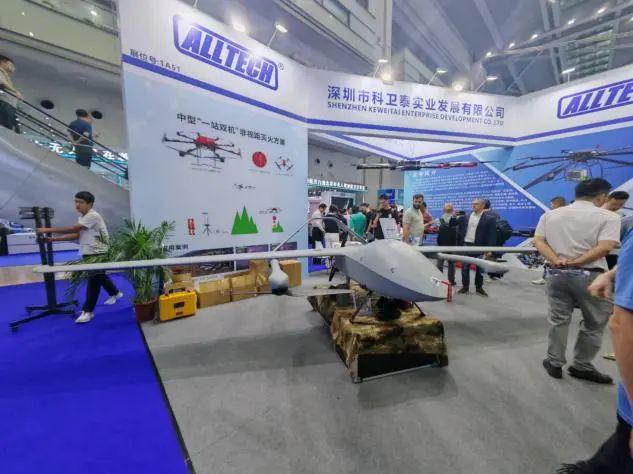 Pg电子平台：“低空经济未来已来”2024第八届世界无人机大会在深圳会展中心开幕(图8)