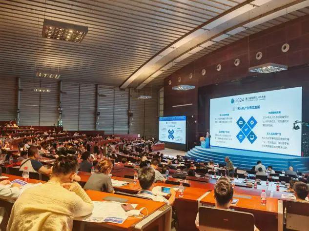 Pg电子平台：“低空经济未来已来”2024第八届世界无人机大会在深圳会展中心开幕(图12)