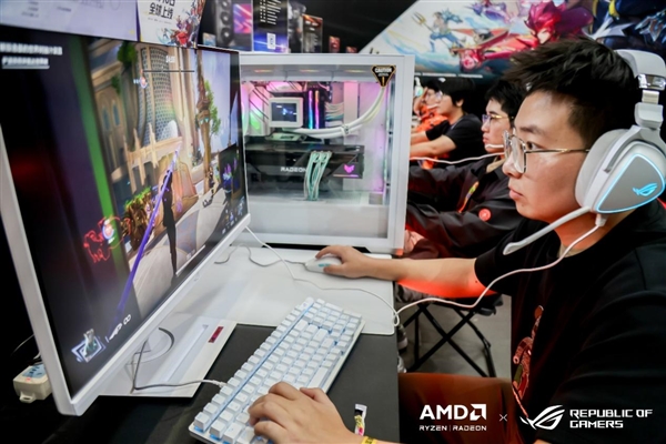 Pg电子平台：华硕X870E、X870主板闪耀2024核聚变(图8)