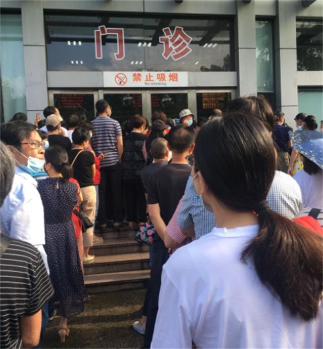 Pg电子游戏平台：为什么医院专家号普通人永远挂不上？央视曝光：黄牛高科技太厉害(图11)
