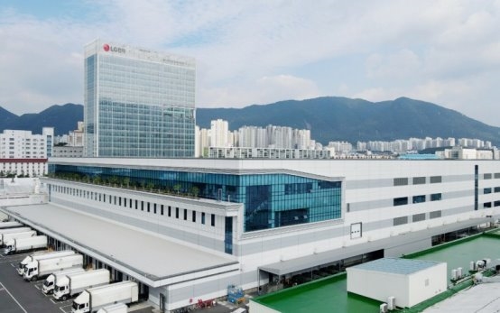 Pg电子游戏平台：LG电子蝉联全球可持续发展Top1%：以绿色创新重塑行业标杆(图3)