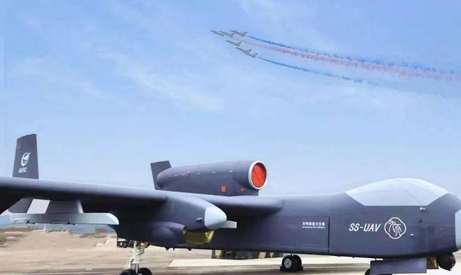 Pg电子游戏：比美国更快！中国无人航空母机首飞倒计时蜂群打击体系是亮点(图4)