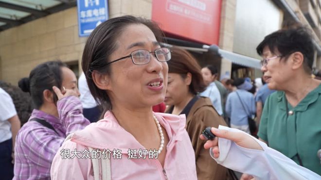 Pg电子游戏平台：不到2小时卖空！南通星级酒店出摊了(图2)