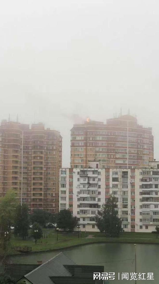 Pg电子游戏：无人机蜂群战术改写现代战争规则：莫斯科遇袭背后的战场革命(图3)