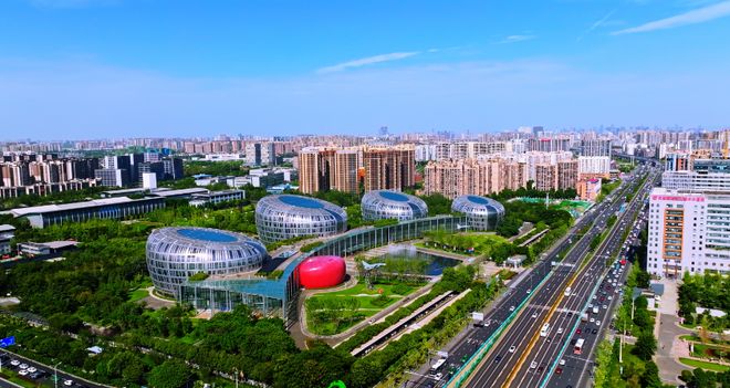 Pg电子平台：解密！惊艳阅兵式的歼-20S为什么是“青羊造”？(图5)