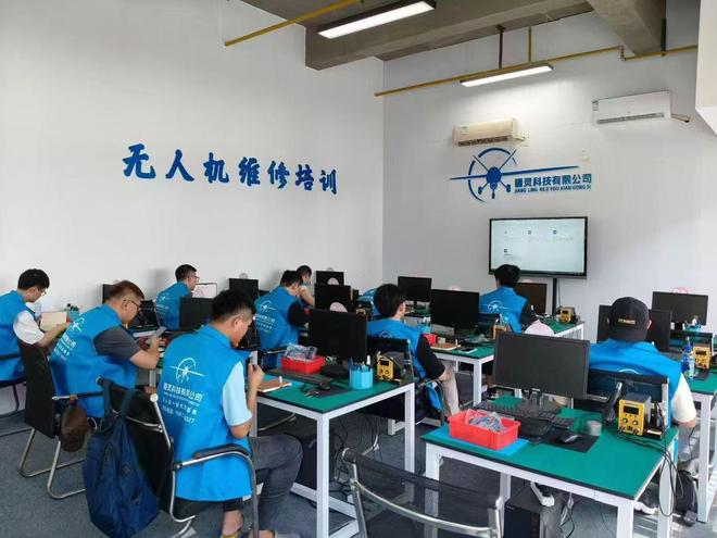 Pg电子游戏平台：武汉疆灵科技有限公司推出无人机及机器人维修技能培训(图5)