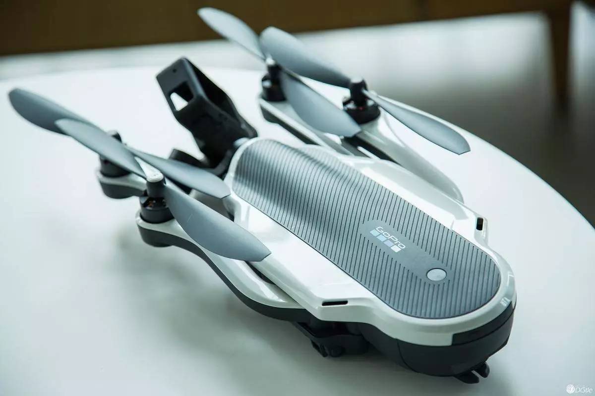 Pg电子游戏平台：GoPro绝配！Karma无人机轻体验(图3)