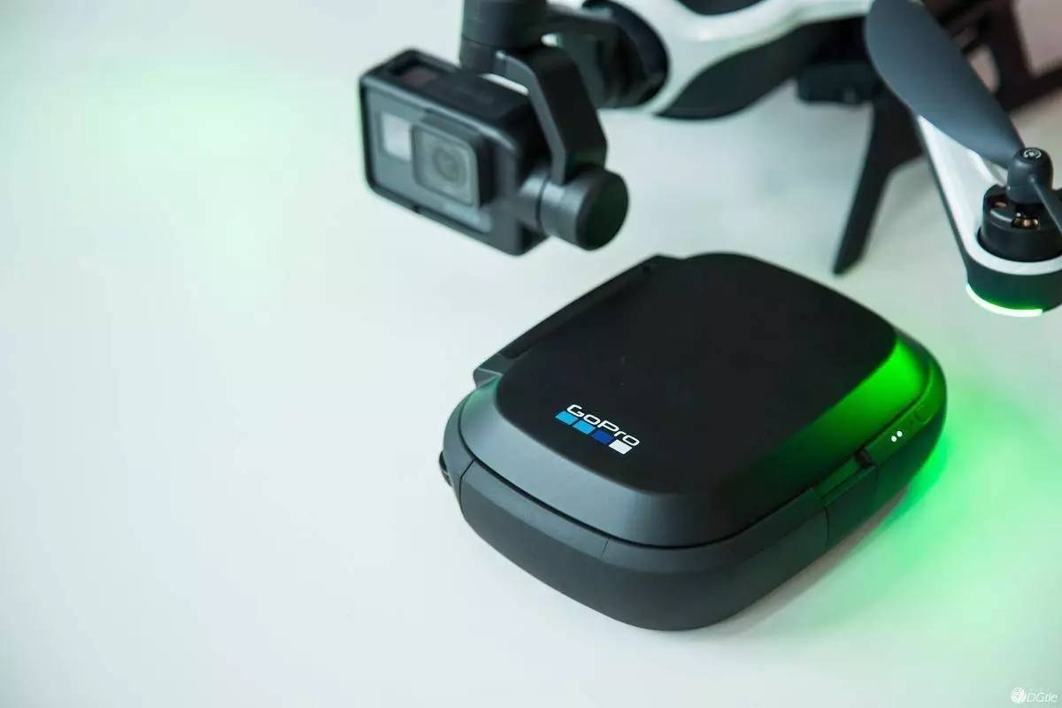 Pg电子游戏平台：GoPro绝配！Karma无人机轻体验(图9)