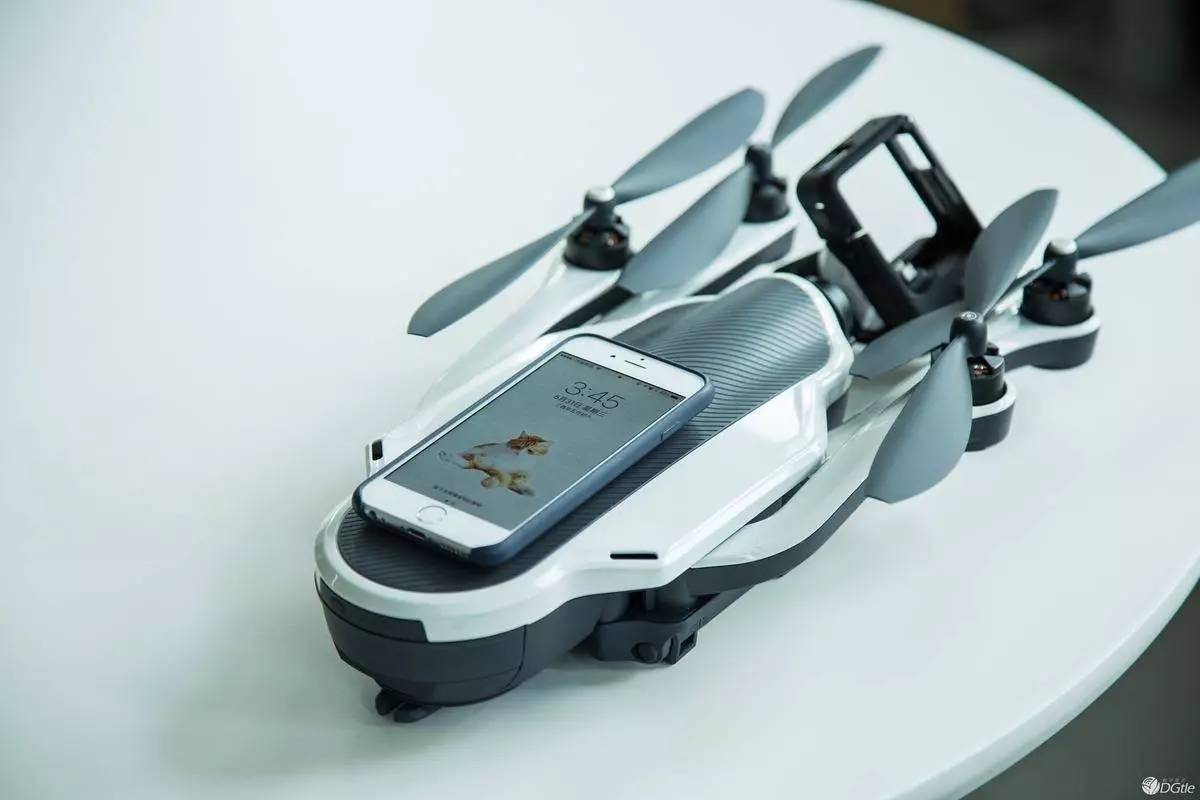 Pg电子游戏平台：GoPro绝配！Karma无人机轻体验(图7)