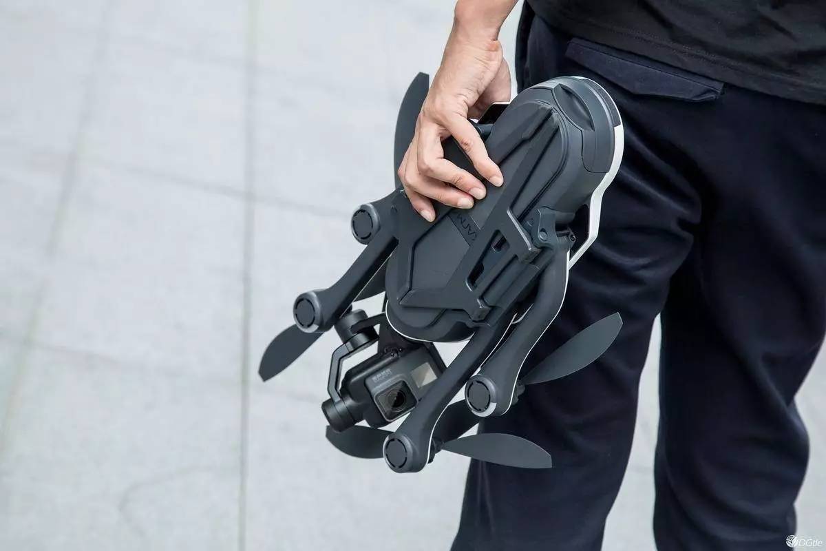 Pg电子游戏平台：GoPro绝配！Karma无人机轻体验(图19)