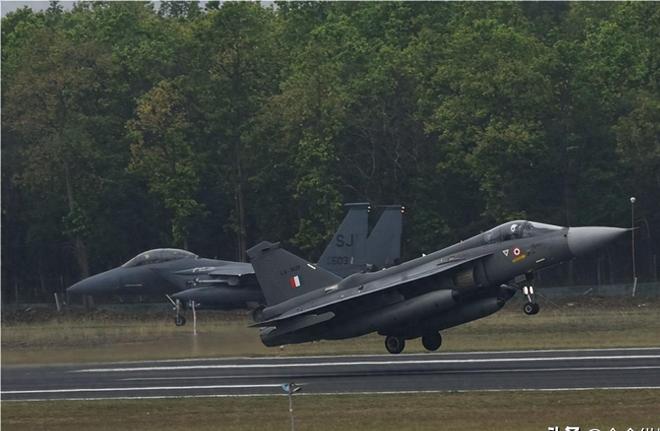 Pg电子游戏：70亿买心脏！光辉战机难产暴露印度自主尴尬美国为何稳赚不赔(图3)