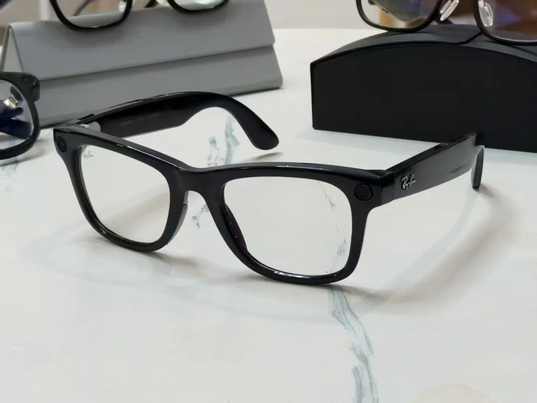 Pg电子游戏：「百镜大战」一周年：巨头新锐同台竞技技术路线之争结束了？(图2)