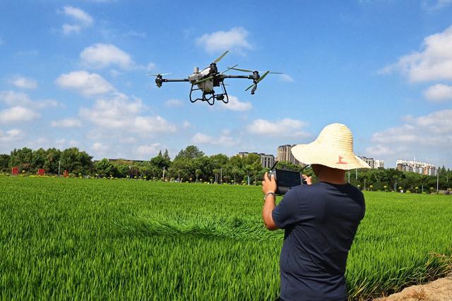 Pg电子平台：全球70%市场美国制裁无效！大疆凭什么让白宫和硅谷都束手无策(图7)