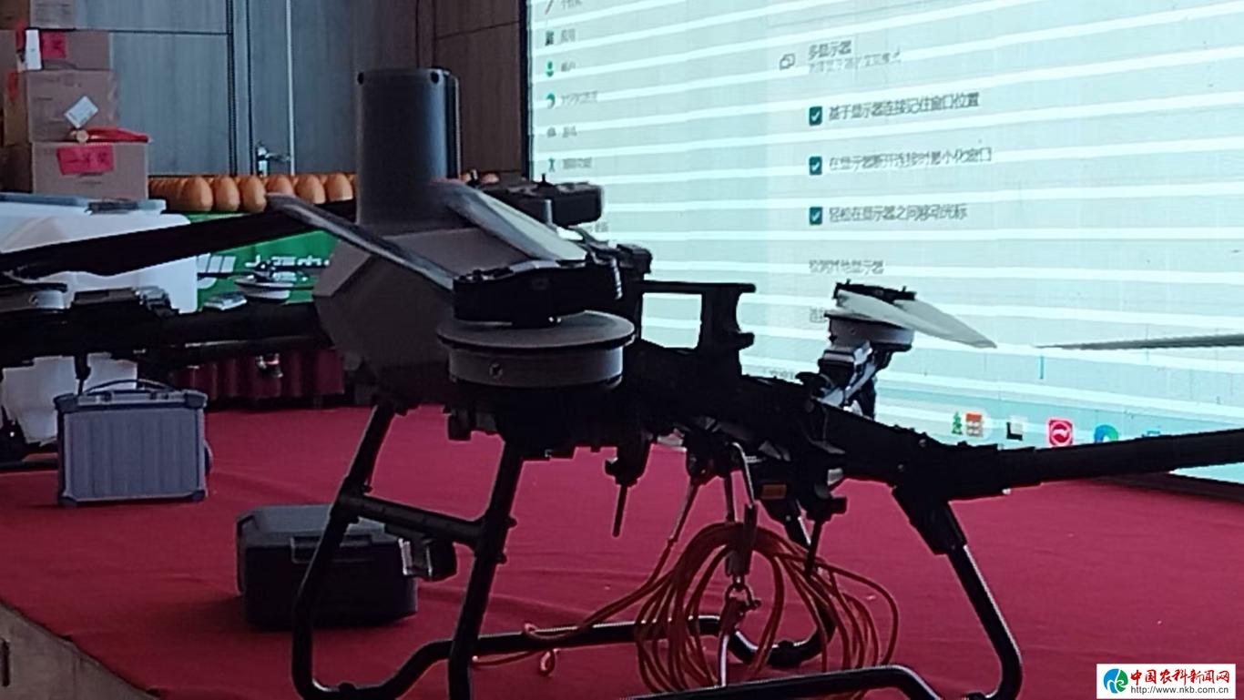 Pg电子游戏平台：大疆农业“新农人、新天地”新品推介会在安康市高新区举行(图2)