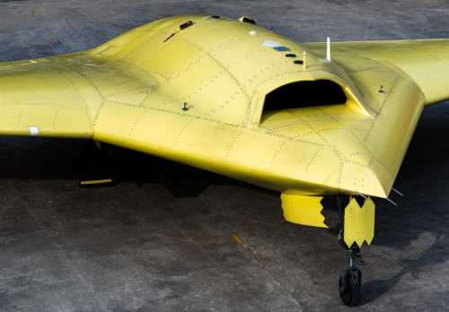 Pg电子平台：厉害在哪里？中国大飞翼彩虹-7隐身无人机成功首飞！出口哪些国家性能不过剩吗？(图6)