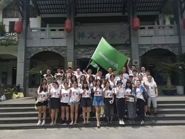 Pg电子平台：莆田小伙卖数据线亿(图17)