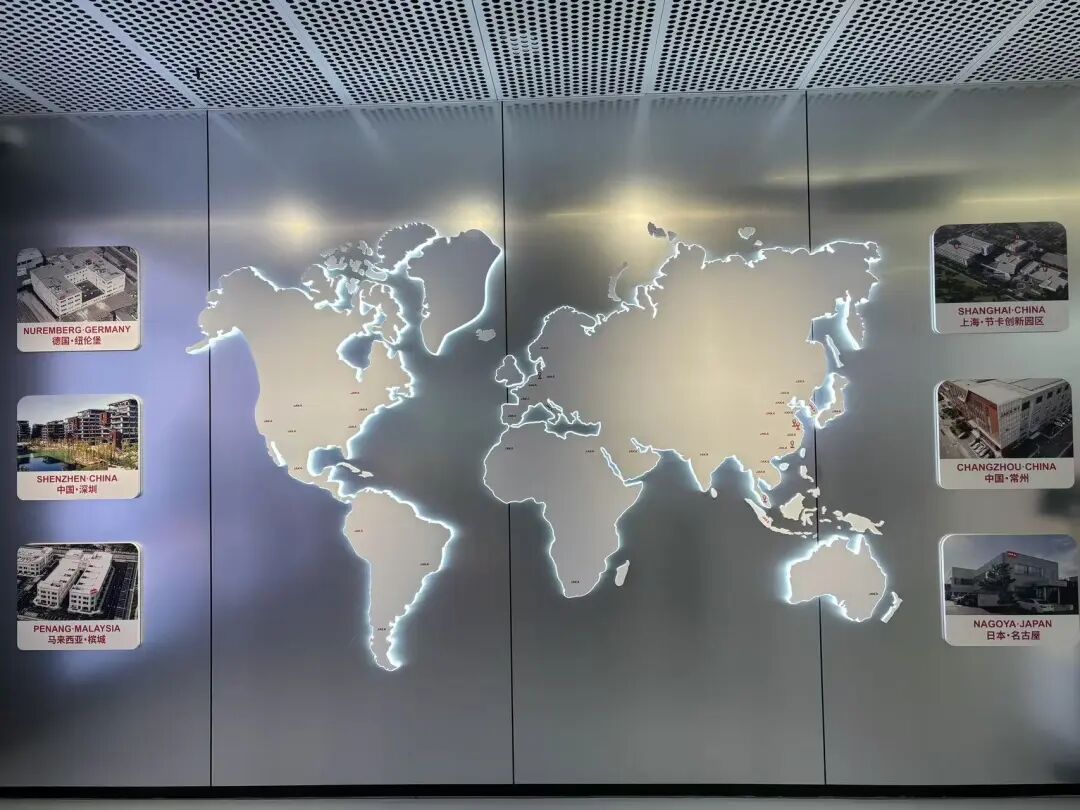 Pg电子游戏：从借船到掌舵：中国工业机器人开启出海大时代(图2)