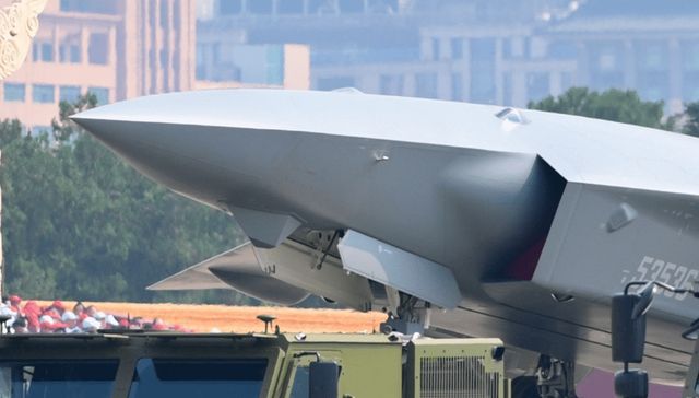 Pg电子平台：这也叫忠诚僚机？不学歼20S俄制苏57“自己挂载无人机上战场”(图5)