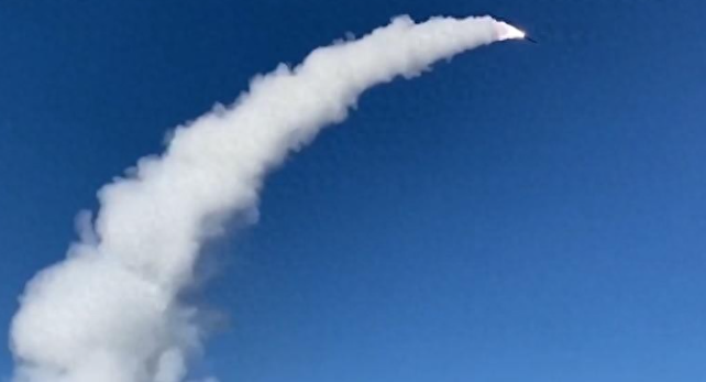 Pg电子游戏平台：俄乌单日激战120次无人机大战引爆战场(图1)